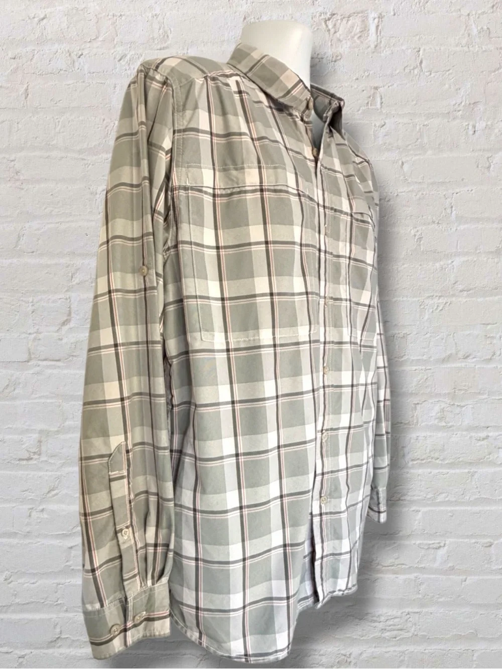 The North Face Traverse Men M Sage Green Plaid Vented Hiking Shirt